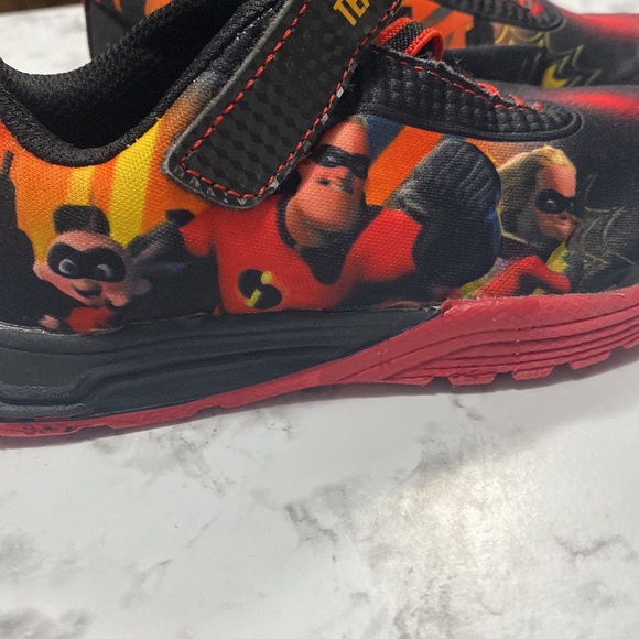 The Incredibles shoes - Picture 2 of 7